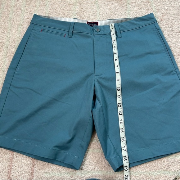 UNTUCKit Blue Flat Front Shorts Preppy 9" Chino Shorts Size 34 - Picture 12 of 13